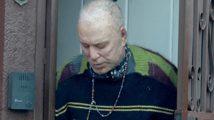 Bir zamanlar efsaneydi... Şimdi batağa saplandı... Menajeri acı gerçeği yüzüne haykırdı: Artık yıldız değilsin, kuruş verseler kabul et