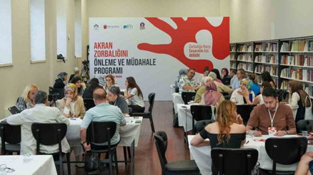 15 yaş altına sosyal medya düzenlemesi geliyor: Zorbalığı Engelle Projesi yeniden gündemde 15 yaş altına sosyal medya düzenlemesi geliyor: Zorbalığı Engelle Projesi yeniden gündemde