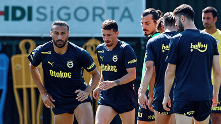 Fenerbahçenin 2 futbolcusu daha Kasımpaşa yolunda