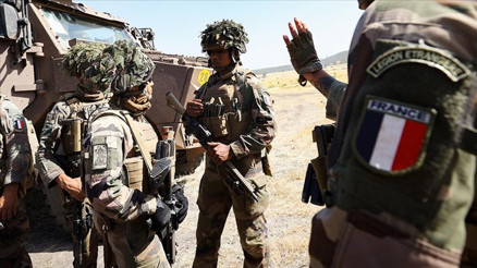 Fransa, müşterek tatbikatlara katılmak için Grönlanda asker gönderdi