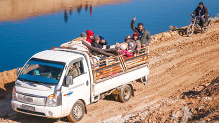 Terör örgütü SDG/YPG’den sivillere tehdit: ‘O koridordan çıkanı vururuz’