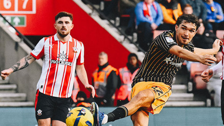 Hull City, Southampton’ı deplasmanda devirdi