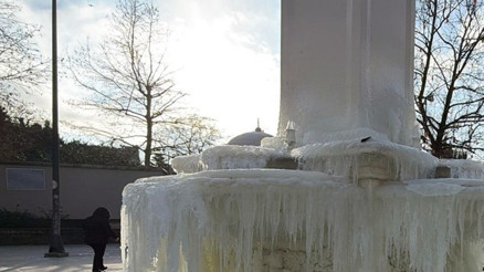 İstanbulun yanı başında Sibirya soğukları: Eksi 11i gördüler, her yer buz tuttu