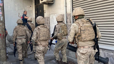 İstanbulda DHKP-C operasyonu: 4 gözaltı