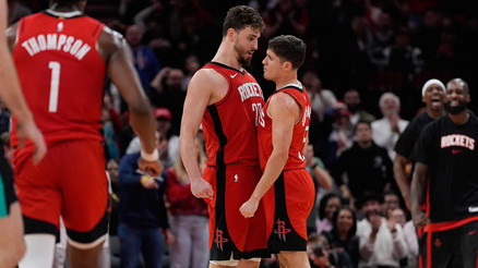 Alperen Şengün triple-doubleın eşiğinden döndü