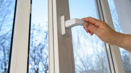 İki ülkenin vatandaşları arasında temiz hava krizi: Pencereleri açın lüften | Çiftler bu yüzden ayrılıyor, kira sözleşmelerinde bile yazıyor