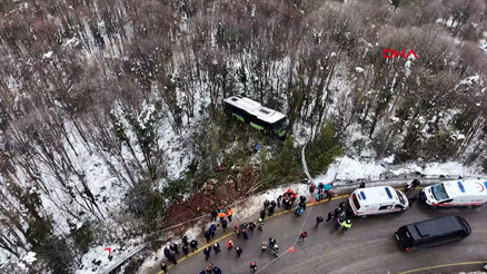 Kocaeli’de belediye otobüsü kaza yaptı