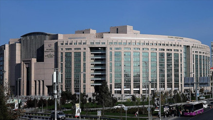 ‘Uyuşturucu ve fuhuş soruşturması’nda 4 kişi adliyede