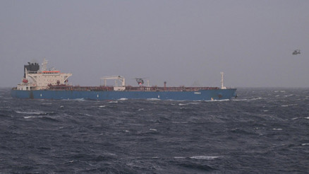 Macron duyurdu: Fransadan Rus tankere baskın