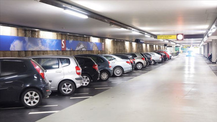 Almanyada park süresini 1 dakika aşana 587 Euro ceza