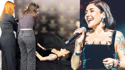 Melek Mosso sahnede fenalaştı