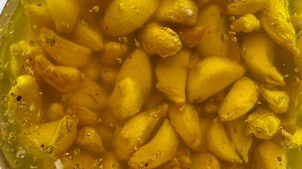 Sarımsak konfit nasıl yapılır Sarımsak konfit için pratik tarifi