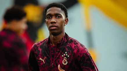 Galatasarayda yeni transfer Asprilla, ilk idmanına çıktı