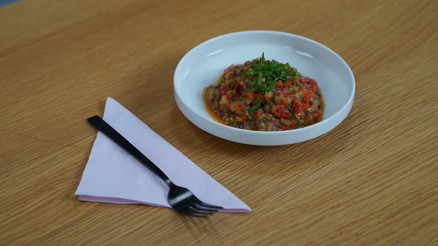 Köz patlıcan salatası