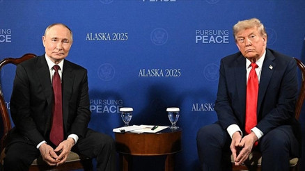 Beyaz Saray’da dikkat çeken kare: ABDde gündem Putin fotoğrafı