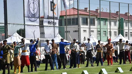 Geleneksel Türk Okçuluk Minikler ve Yıldızlar Salon Puta Türkiye Şampiyonası Kütahya’da yapılacak