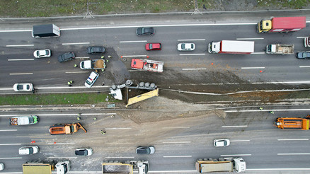 Kuzey Marmara Otoyolunda kaza: 3 şerit trafiğe kapandı