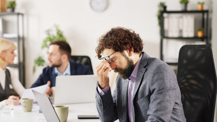 Gidenler azaldı kalanlar sessizleşti