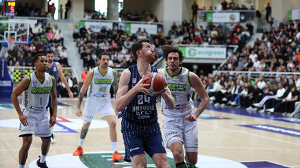 Anadolu Efes Denizli’de kaybetti