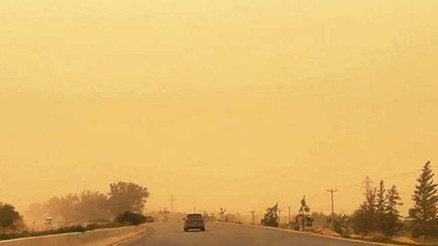 Libya’da turuncu kâbus… Kum fırtınası vurdu: Eğitim ve uçuşlar iptal