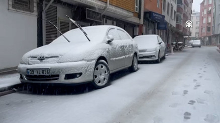 Trakyada kar yağışı etkili oluyor