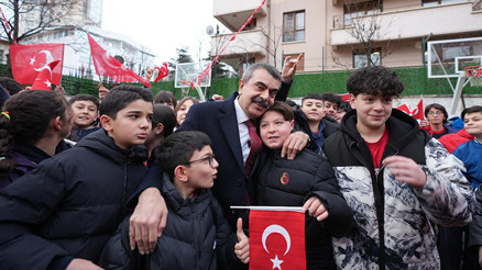 Yarıyıl tatili sonrası ders zili çaldı Bakan Tekinden ilk mesaj...