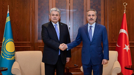 Dışişleri Bakanı Hakan Fidan, Kazak mevkidaşı Koşerbayev ile görüştü