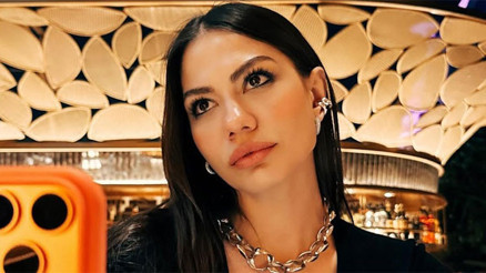 Demet’e beğeni yağıyor Demet’e beğeni yağıyor