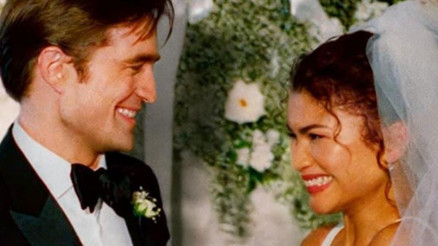 Sürpriz düğün pozu ortalığı ayağa kaldırdı: Ama siz başkalarına aşıksınız