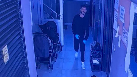 Gözü dönmüş koca kamerada: 7 aylık hamile eşine kurşun yağdırıp kaçtı