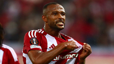 Olympiakosta El Kaabi şoku Afrika kupası sonrası tavır değiştirdi