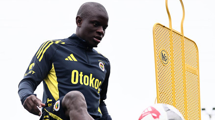 NGolo Kante, Fenerbahçede ilk antrenmanına çıktı