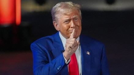 Trump’tan ilginç açıklama: Füzeleri ve düşmanları izlemeyi severim