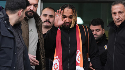 Galatasaray, Sacha Boey transferini duyurdu