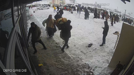 Hastanede büyük panik anları... 6 Şubat depreminden yeni görüntüler ortaya çıktı