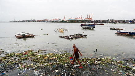 Filipinlerde tropikal fırtına 12 kişinin ölümüne yol açtı