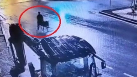 Forkliftle kuyumcu soyup eşekle kaçan şüpheli yakalandı… O anlar kameraya böyle yansıdı