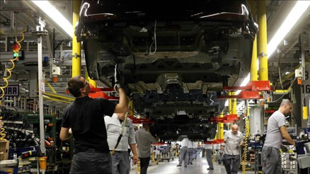 Almanya otomotiv endüstrisi alarmda