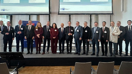 Almanya-Türkiye Ekonomik İşbirliği Stuttgartta masaya yatırıldı