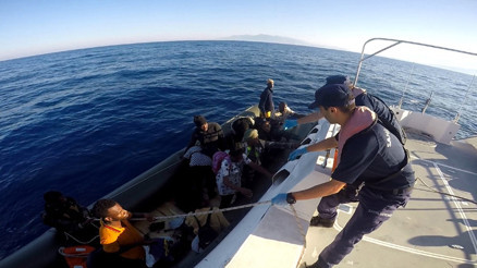 Türkiye’nin denizlerinde 5 yılda 103 bin 488 göçmen kurtarıldı