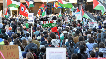 İsrail Cumhurbaşkanı Herzog, Avustralyada göstericilerle tartıştı