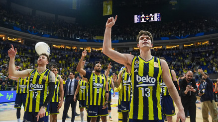 Fenerbahçe, Panathinaikos karşısında