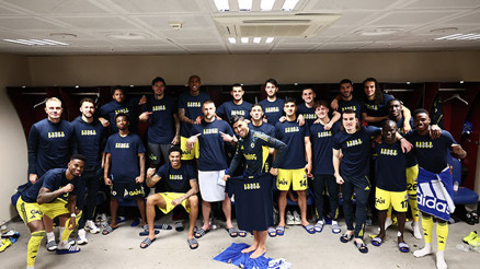 Fenerbahçeden Trabzonspor galibiyetinin ardından paylaşım yağmuru