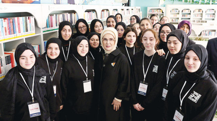 TOGEMDER’den 22 okula 22 kütüphane... Emine Erdoğan: Kütüphane okulların ruhudur