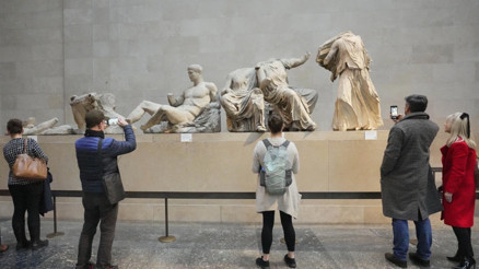 İngiltere, korumak için el koyduğu tarihi yok ediyor