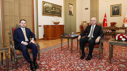 Bakan Gürlek, TBMM Başkanı Kurtulmuşu ziyaret etti