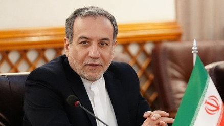 İran Dışişleri Bakanı Erakçiden nükleer silah açıklaması