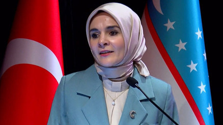 Bakan Göktaş: Aile, insanın dünya ile tanıştığı ilk kapıdır Bakan Göktaş: Aile, insanın dünya ile tanıştığı ilk kapıdır