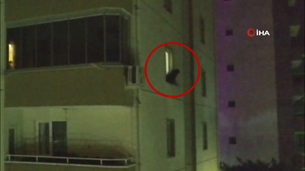 Bursada 700 polisle şafak operasyonu...Camdan uyuşturucuyu böyle atmak istedi