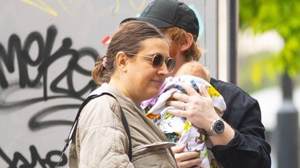 İki eski çocuk yıldız gizlice yuva kurmuştu... Sıra sıra doğan çocuklar yordu... Baba olmak beni korkuttu